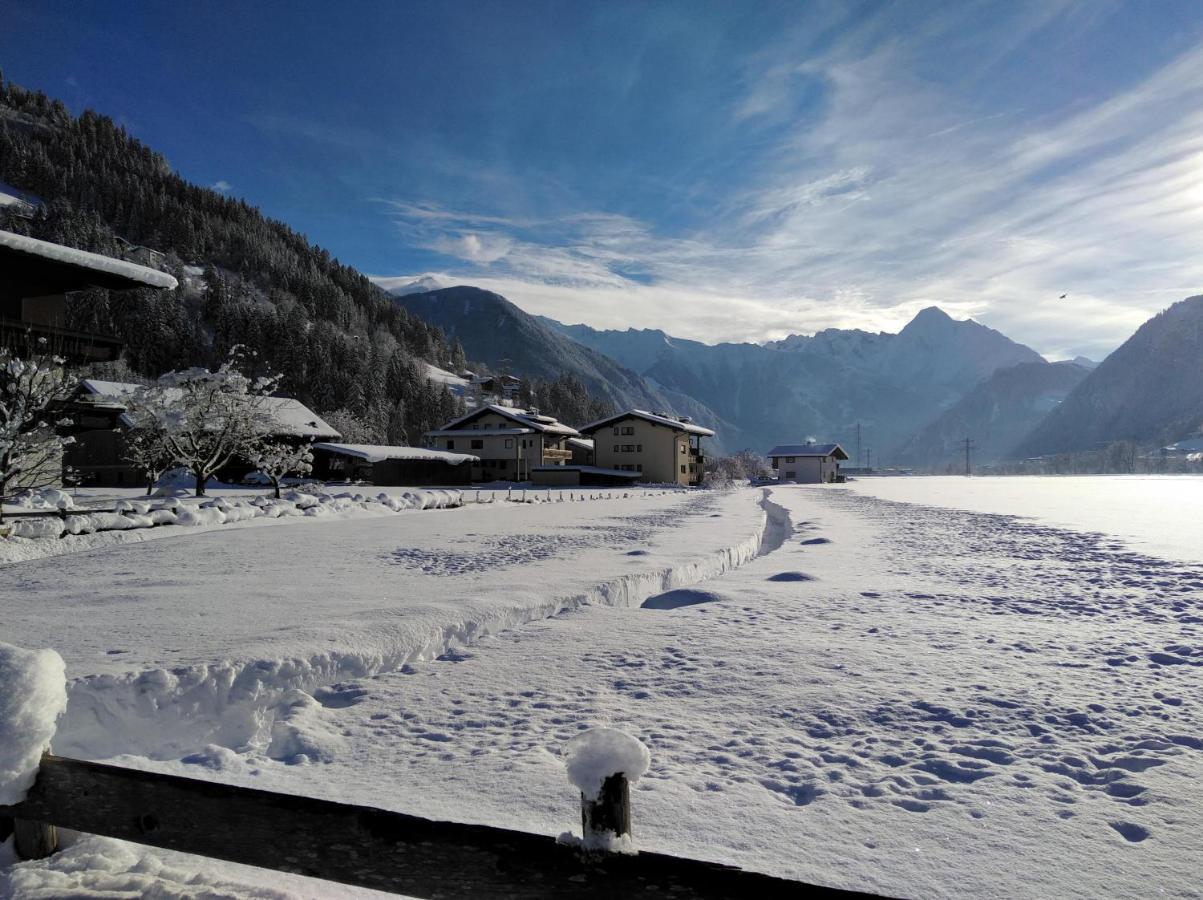 Ferienwohnung Zillertaler Alpenblick 젤암질러 외부 사진