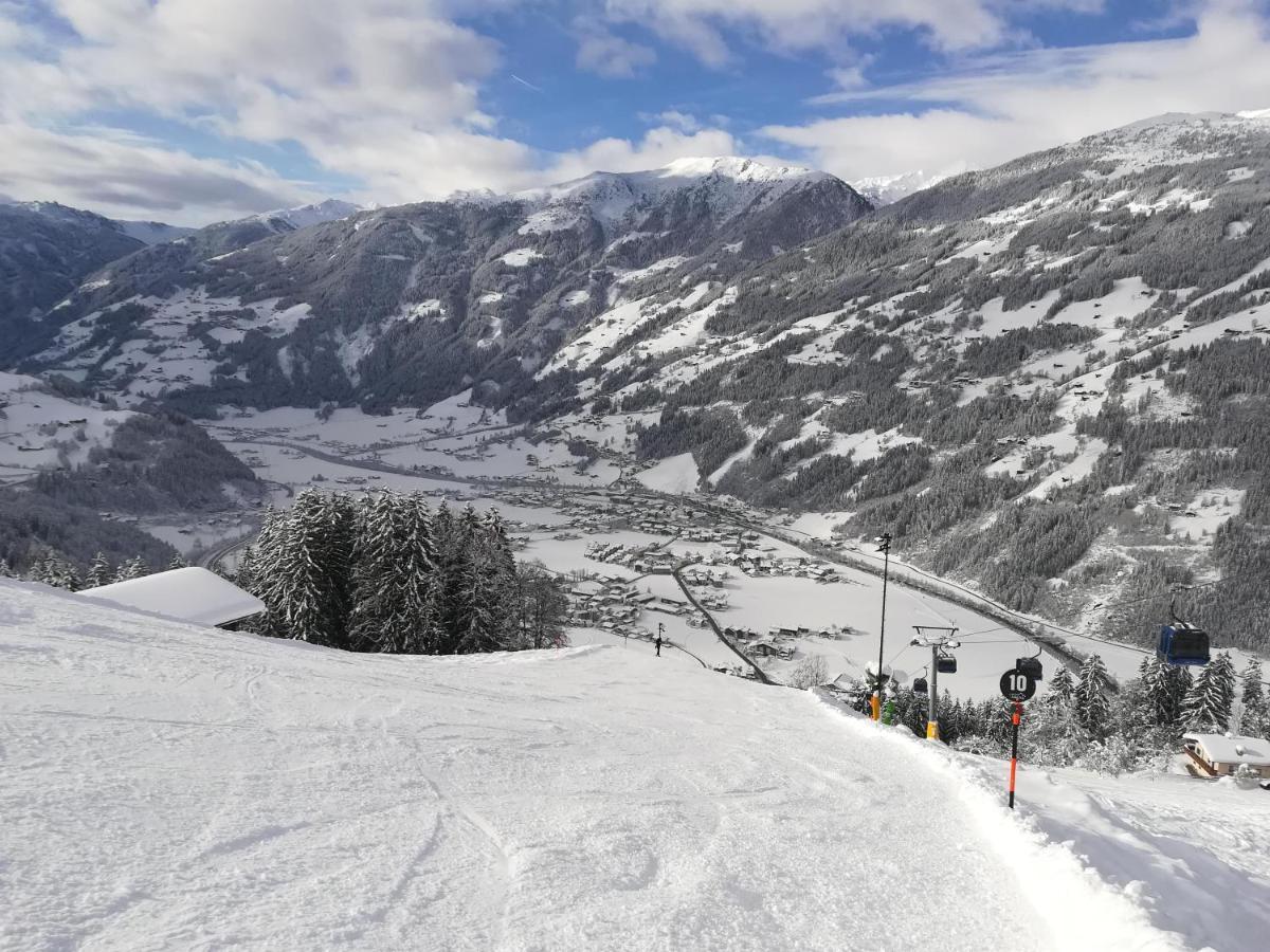 Ferienwohnung Zillertaler Alpenblick 젤암질러 외부 사진